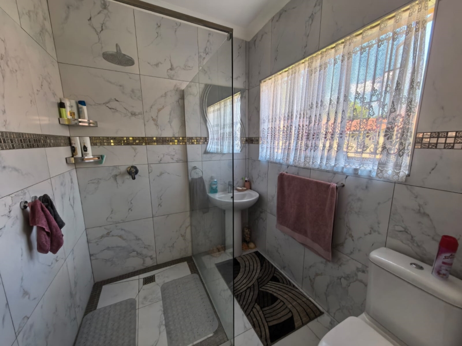 4 Bedroom Property for Sale in Parys Free State